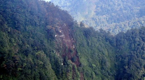 a fost descoperita epava celui mai modern avion rusesc prabusit in indonezia niciun supravietuitor