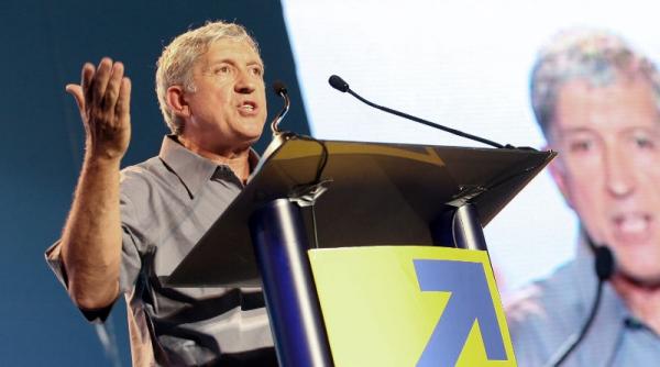 diaconu am declansat un control la sala palatului managerul isi face campanie pe banii institutiei