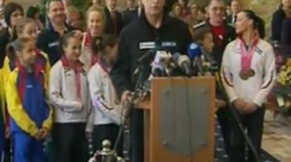 lotul feminin de gimnastica s a intors in tara fetele au obtinut la ce din belgia patru medalii de aur si doua de argint