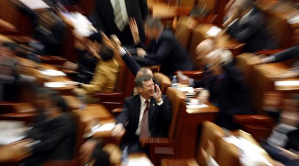 pdl depune motiune impotriva ministrului educatiei ioan mang