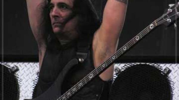 pe 16 iunie noul cd manowar