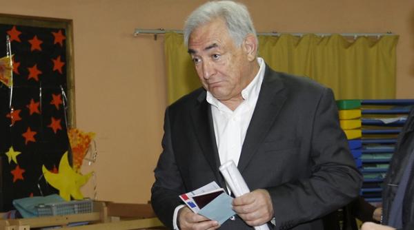 dsk cere cameristei despagubiri de un milion de dolari pentru ca n a mai ajuns presedinte