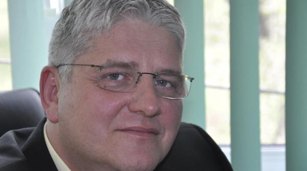 bende barna si a lansat candidatura la primaria hunedoarei cu imnul ungariei si n a scos un cuvant in limba romana video