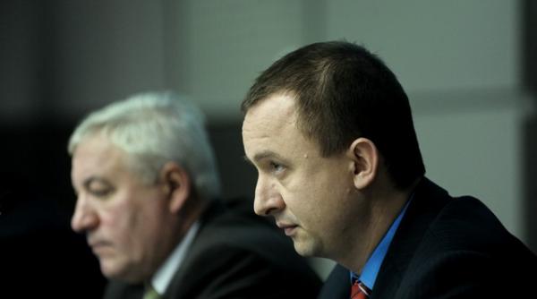 ponta il retrage pe comanita de la conducerea vamii si numeste noi secretari de stat