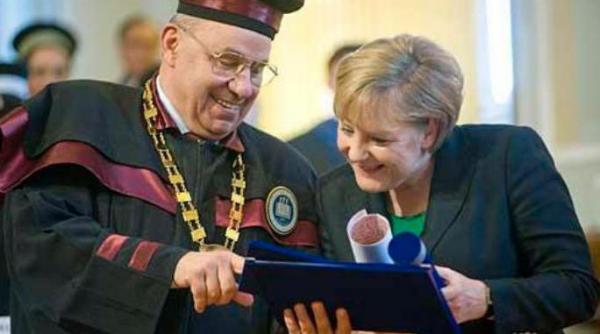 andrei marga despre cancelarul germaniei merkel venea cu rucsacul in spate cand era tanara in fagaras si la mamaia