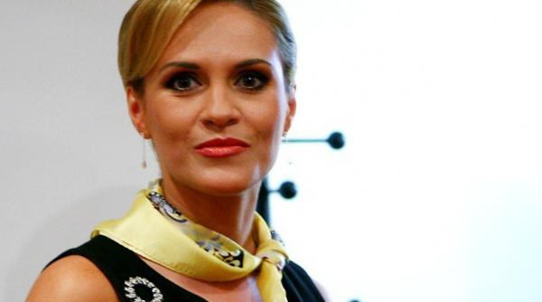 gabriela vranceanu firea a adus pe lume un baietel de nota 10