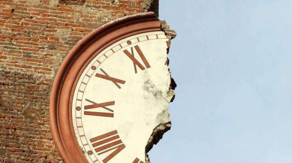 imagini dramatice din timpul si dupa cutremurul devastator din nord estul italiei video