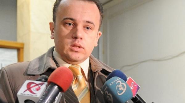 liviu pop ministrul interimar al educatiei sunt mari probleme la clasa pregatitoare vom improviza