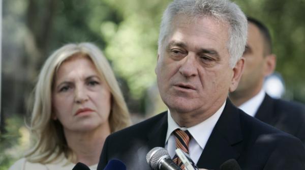 lovitura de teatru in serbia nationalistul populist tomislav nikolic a fost ales presedinte