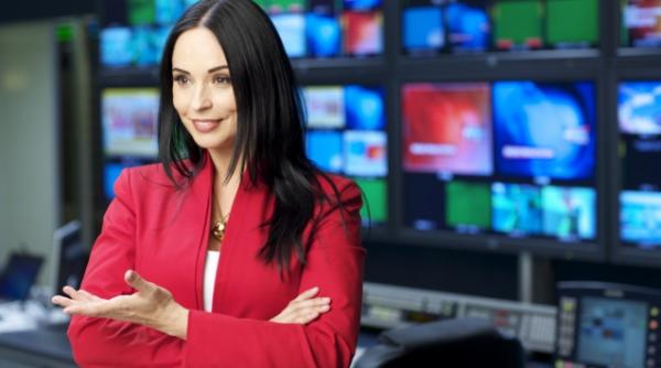 andreea marin banica se va intalni cu sophia loren la marsilia