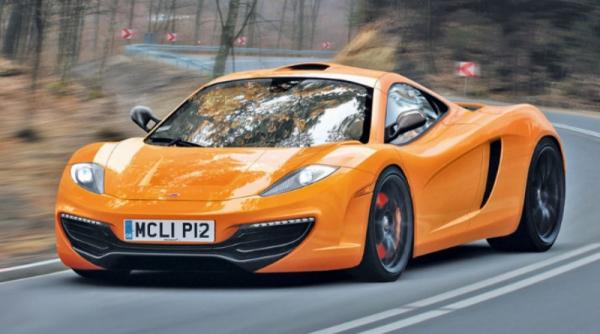 era supercarurilor hibride incepe