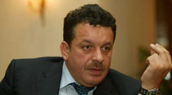 romanii din milano protesteaza impotriva chemarii din post a consuluilui general tiberiu dinu