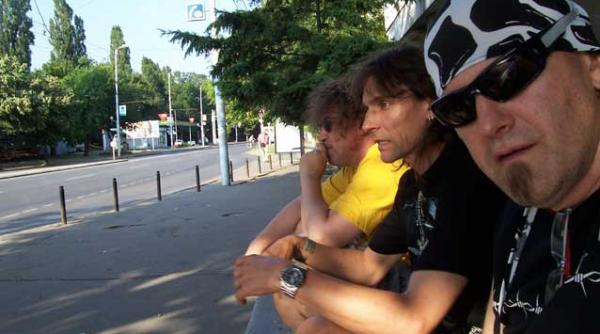 lumea rockului e cu ochii pe kempes