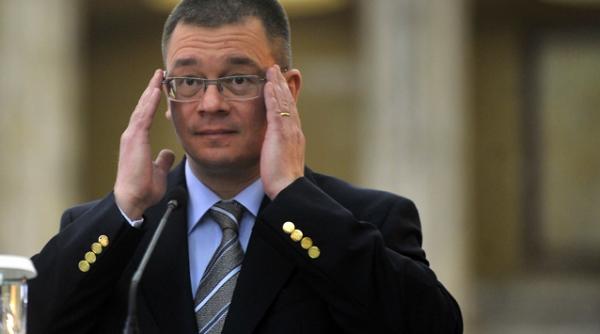 curtea constitutionala guvernul nu poate cere primariilor banii nefolositi oferiti de cabinetul ungureanu