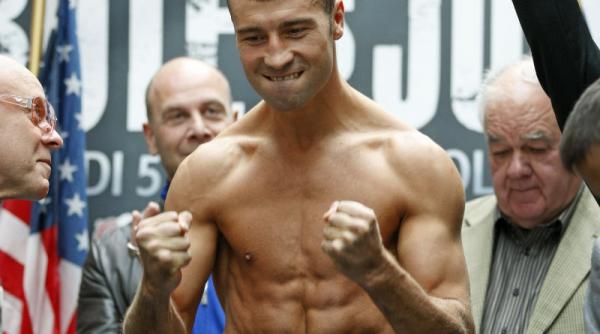 doua kilograme de stres atat trebuia sa slabeasca bute pina la cantarul oficial