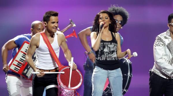 eurovision 2012 ce cadou a primit mandinga de la un fan al piesei zaleilah