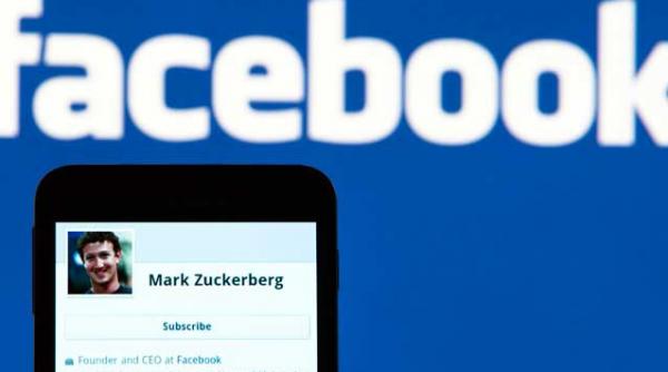 smartphone facebook cu ingineri apple