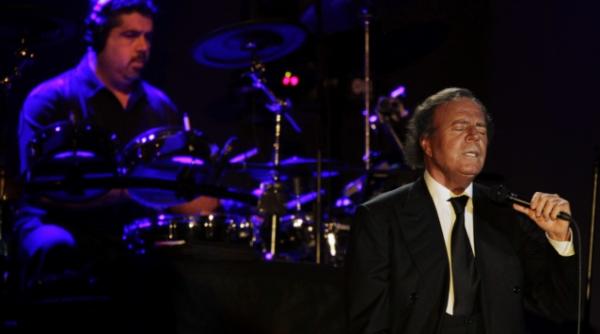 ultima reducere la ost fest si julio iglesias