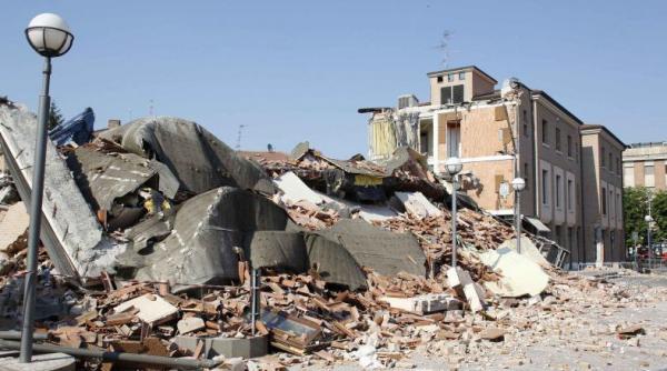 bilantul cutremurului din italia 17 morti 350 de raniti mii de persoane evacuate