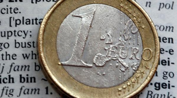 expertii deutsche bank au gasit solutia pentru salvarea greciei o noua moneda numita geuro