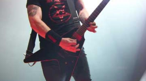 gary holt de la exodus canta cu slayer la arene