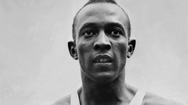 jesse owens atletul de culoare care a fost vedeta in fata lui hitler