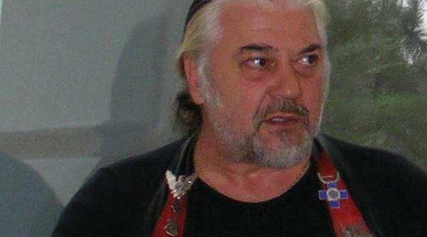 nicu covaci precizeaza cine reprezinta formatia phoenix