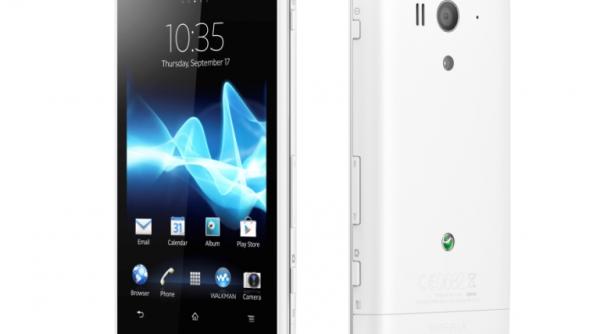 xperia go si acro s rezistente la apa si praf