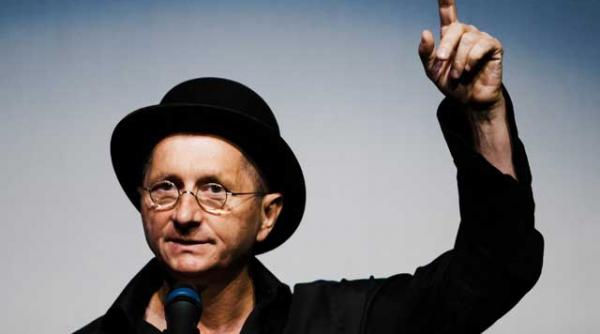 artistul malaele cu rataciri la bookfest