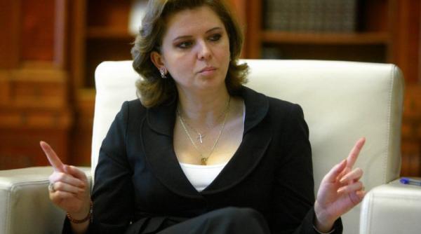 dan nica mama robertei anastase are afaceri ilegale cu posta romana anastase mama nu are afaceri este pensionara video