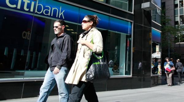 incredibila poveste a unei fete de la tara care a ajuns vicepresedinte citigroup guvernul sua a premiat o cu 31 milioane de dolari