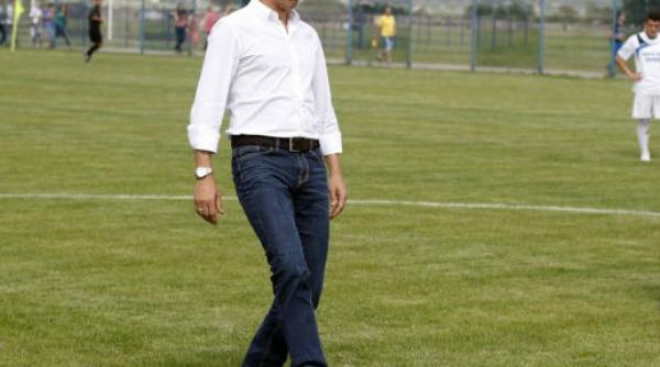 peripetiile lui hernan crespo la rovinari aveti fete frumoase dar sunt insurat