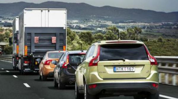 premiera mondiala masini inteligente fara soferi testate in spania video