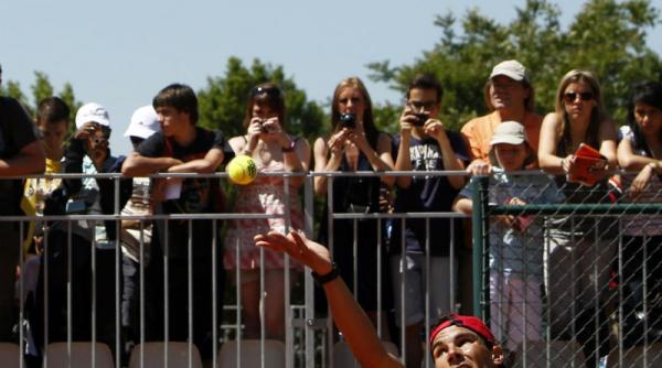 reportaj gsp la paris cum se antreneaza nadal la roland garros