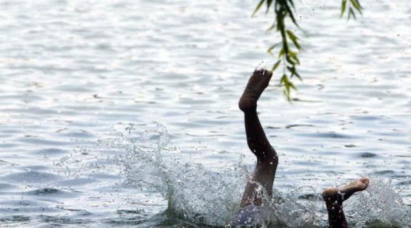 suspect de furt impuscat mortal de politisti