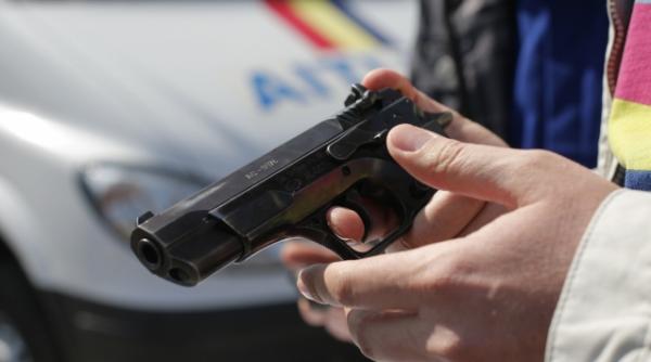 un barbat acuzat de furt impuscat mortal de politisti