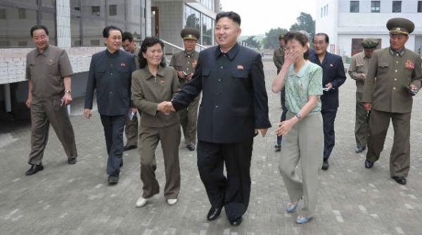 noua constitutie din coreea de nord cuprinde sintagma stat inarmat nuclear