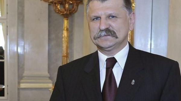 presedintele parlamentului ungar ignora scrisoarea adresata de anastase si blaga si nu si amana vizita in romania