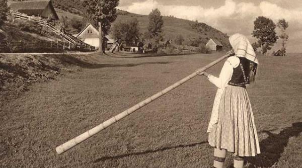 zile insemnate de iele baltatele buciumul rusaliilor rusitoarele