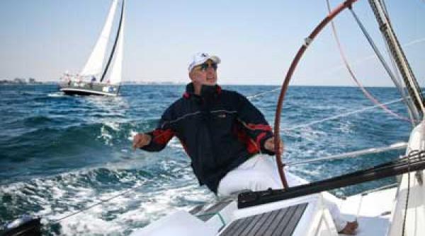 romania locul unde esueaza campionii romanul care a traversat singur atlanticul a esuat cu velierul pe un banc de nisip la corbu video