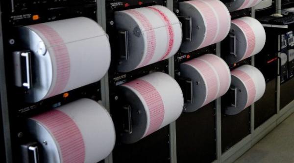 cutremur de 4 5 grade pe scara richer produs in nord estul italiei