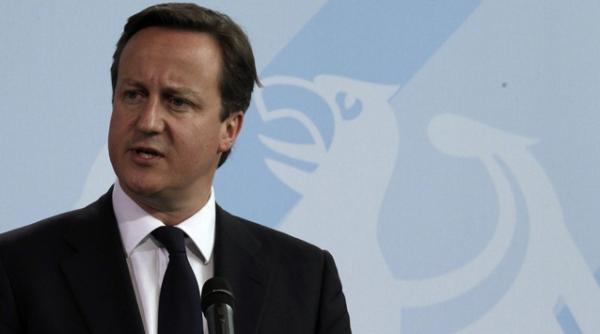 premierul britanic si a uitat fiica intr un local