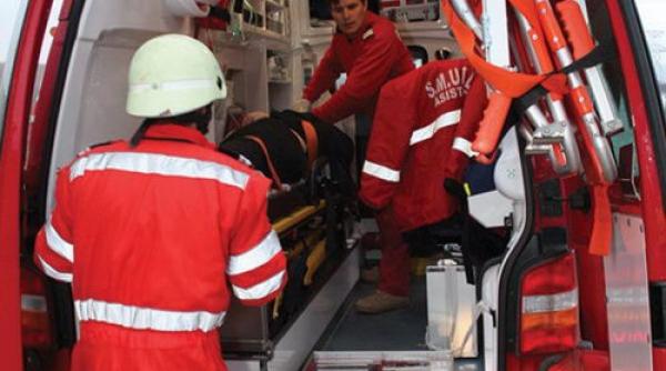 constantean lasat intr o balta de sange in propria gospodarie de cinci hoti