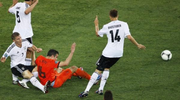 germania olanda 2 1 si vicecampioana mondiala mai are de doi bani sperante la calificare