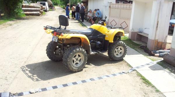 omorat in fata casei de un atv