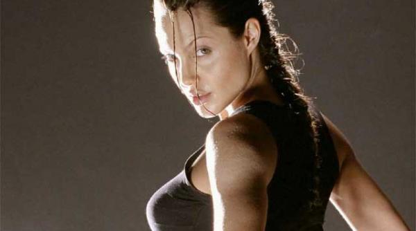 si softul o ia razna lara croft violata in urmatorul tomb raider