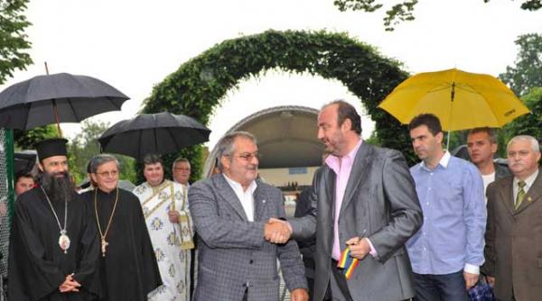 ultimul tun al administratiei ciuhandu 25 de milioane de euro pentru flori si iarba verde