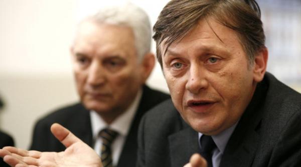 crin antonescu la vorbe grele radu campeanu imi produce un anumit dezgust dinu patriciu trebuia dat demult afara din partid