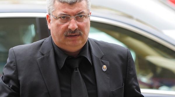 silviu prigoana s a retras din functia de consilier general in cgmb