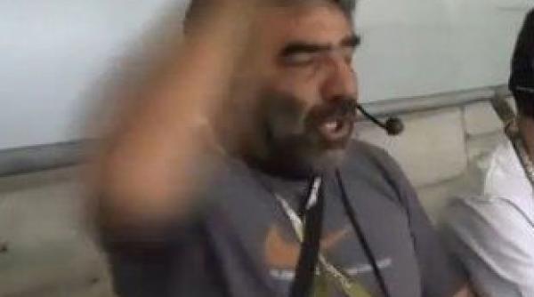 video un comentator elen s a isterizat la golul lui karagounis